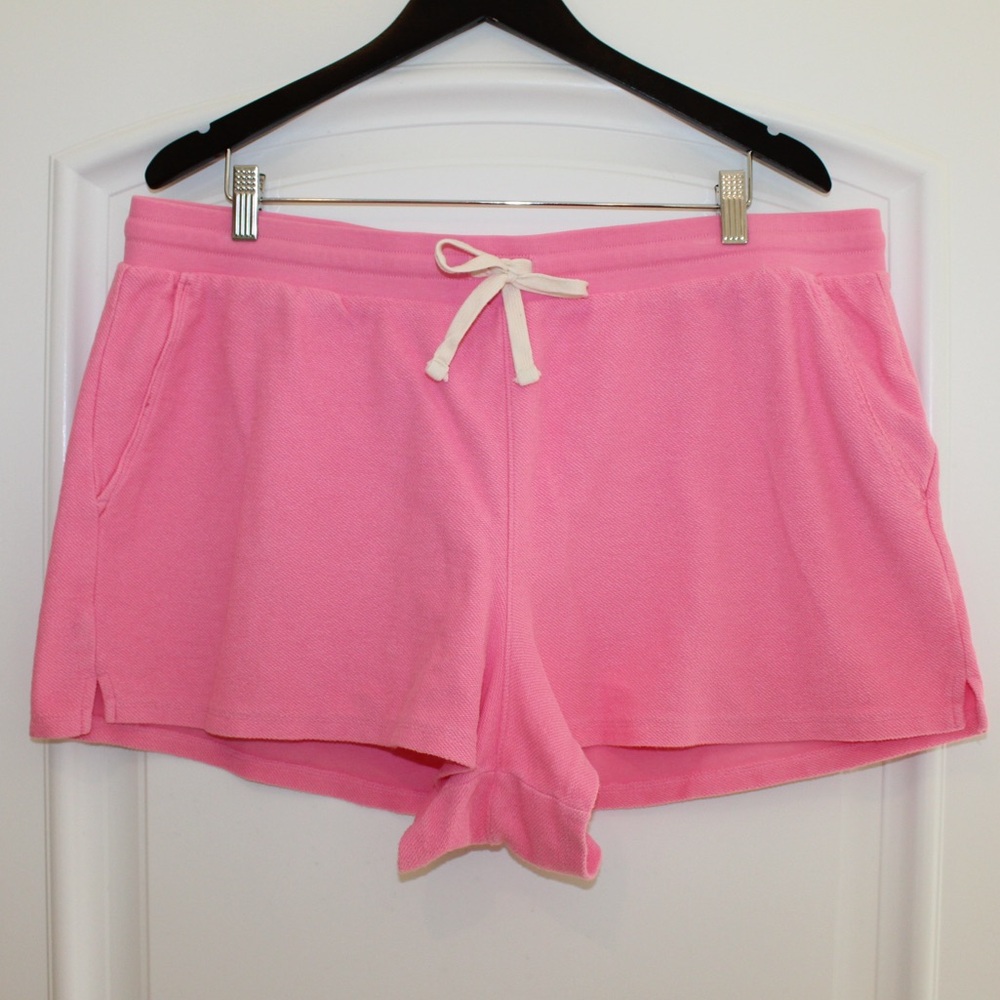 Gap pink shorts (women’s XL)